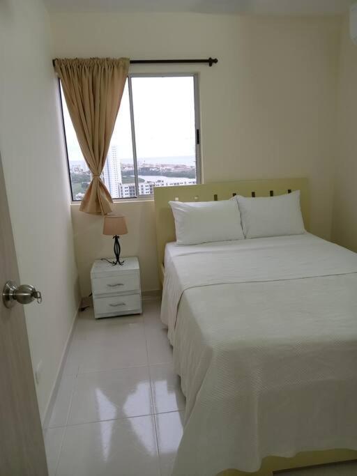 Torre Primi 2504, Torices, Playa Apartamento *